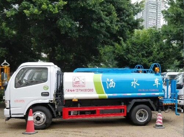 惠州東風藍牌灑水車